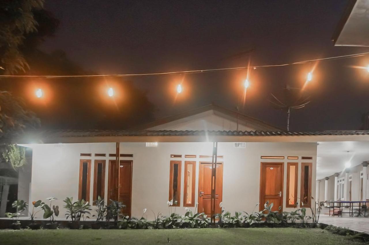 Reddoorz Near Taman Safari 2 Ξενοδοχείο Μπογκόρ Εξωτερικό φωτογραφία