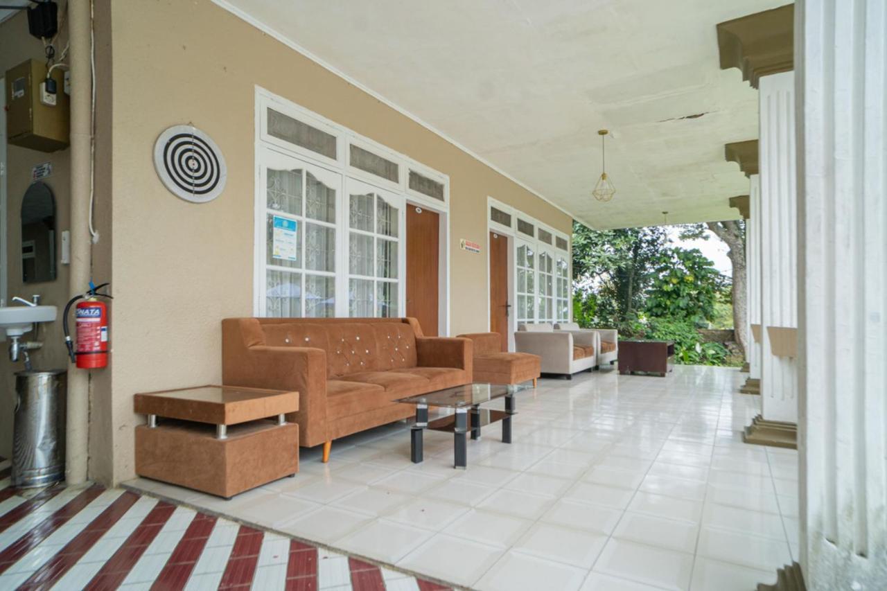 Reddoorz Near Taman Safari 2 Ξενοδοχείο Μπογκόρ Εξωτερικό φωτογραφία